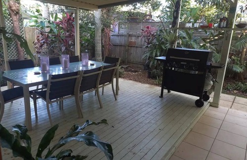 Ocean Shores Casa | Private, tropical home in Ocean Shores.