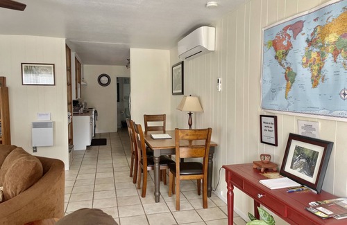Ahwahnee Cabaña | Private two bedroom cottage off Historic Highway 49.