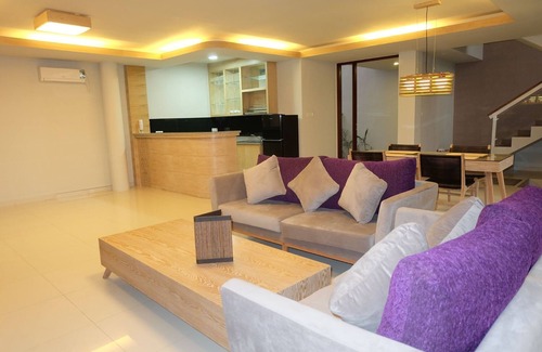 Melayang Villa | Villa privada de dos dormitorios con vista a los campos de arroz Ubud