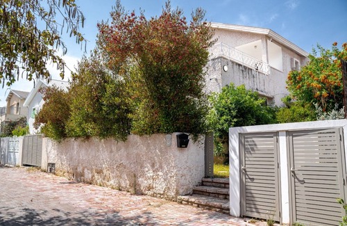Herzliya Pituach Casa | private vacation home in ??????