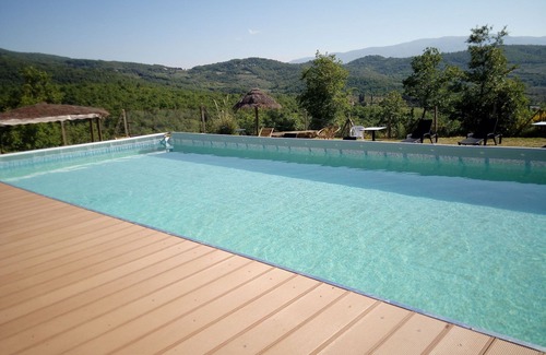 Ponte Buriano Villa | Maravillosa casa de vacaciones privada con piscina privada, A/C, WIFI, TV, patio, cerca de Arezzo