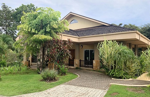 Isla Bastimentos Casa | Villa privada en Red Frog Beach Resort