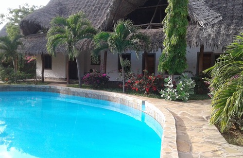 Malindi Villa | Villa privada en un entorno tranquilo en Casuarina, a 200 metros del parque marino