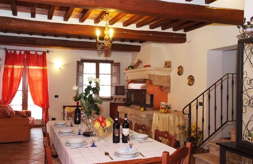 Chianciano Terme Villa | Casa de vacaciones privada con WIFI, piscina privada, A/C, TV, patio, cerca de Montepulciano