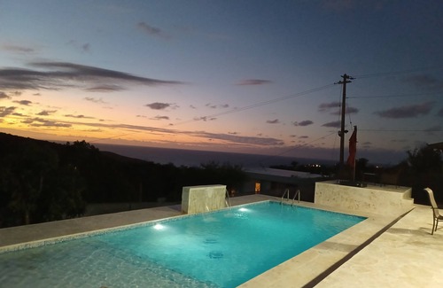 Terranova Casa | Private Villa, Ocean & Mountain view with Solar Heated Pool.