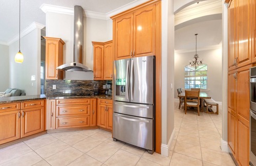 Cutler Bay Villa | poolvilla waterfall