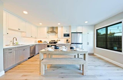 North Clairemont Casa | Private Villa Poolside Oasis 15 Min to Everything!