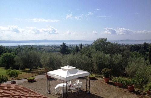 Grotte di Castro Villa | Villa exclusiva en las colinas con vistas al lago de Bolsena y piscina privada