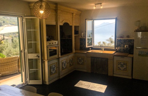Pieve Ligure Villa | VILLA PRIVADA con vista al mar, piscina, jardín, estacionamiento doble