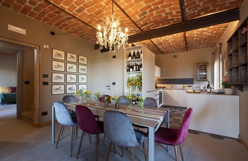 Monteu Roero Villa | Casa de vacaciones privada con A/C, piscina privada, jacuzzi, WIFI, sauna, TV, patio, cerca de Alba