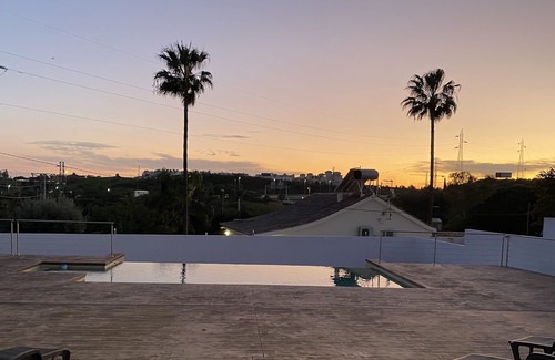 Estepona Chalet De Esquí | Villa privada ,con piscina privada