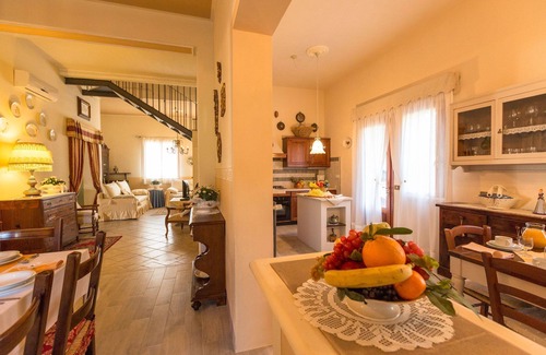 Montaione Villa | Casa de vacaciones privada con WIFI, piscina privada, A/C, TV, patio, cerca de San Gimignano