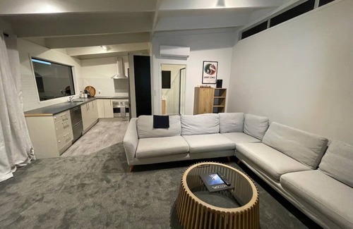 Stanmore Bay Casa | Private Water Front Paradise