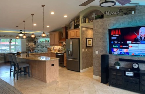 Port Charlotte Casa | Private waterfront 3 bdrm home with heated salt water pool. Stunning!