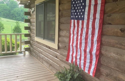 Rock Island Cabina | Private waterfront cabin in nature: Rio Cruz Retreat