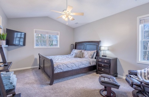 Winston - Salem Casa | Private Winston Oasis, 4 miles from Baptist Hospital!