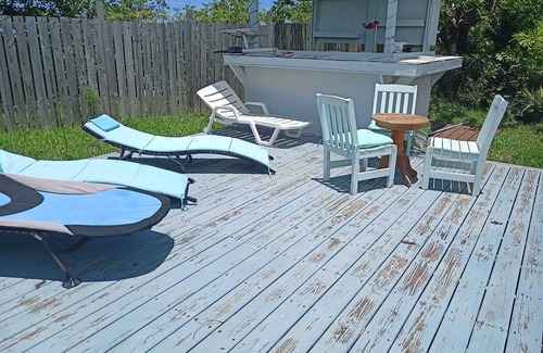 Marsh Harbour Villa | Private yet cozy hideaway villa