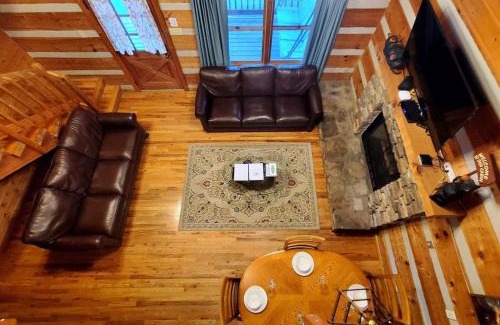 Gatlinburg Casa | Private yet walking distance to downtown