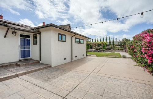 Hayward Casa | Private Zen Garden and Fireplace Chic Hayward Oasis