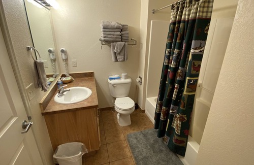 Lead Condominio | Privately Owned 2 Bedroom condo located at Barefoot Resort..