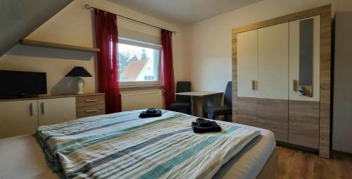 Oldenburg Casa | Privates Doppelzimmer bei der Weser-Ems Halle