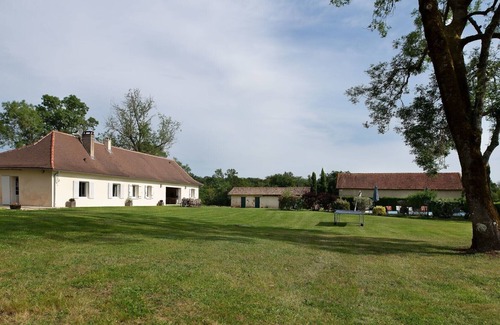 Eygurande-et-Gardedeuil Casa | Privatiser un Domaine Avec Piscine Chauffée