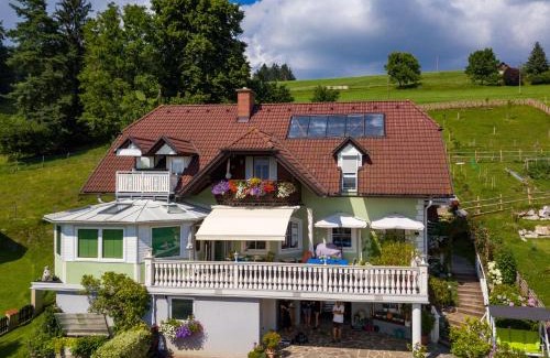 Semriach Apartamento | Privatzimmer Haus Gschweitl