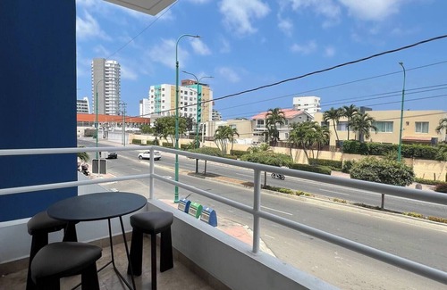 Manta Apartamento | PRIVILEGED LOCATION in Barbasquillo! 2-bedroom apt. with AC, balcony, WiFi