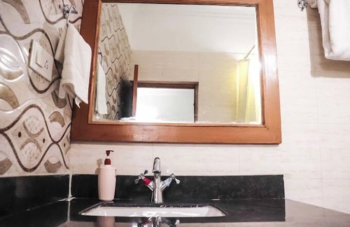 Khajuraho Hotel | Priyanka Resort