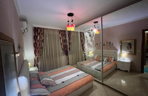 Mbrostar-Urë Apartamento | pro7even