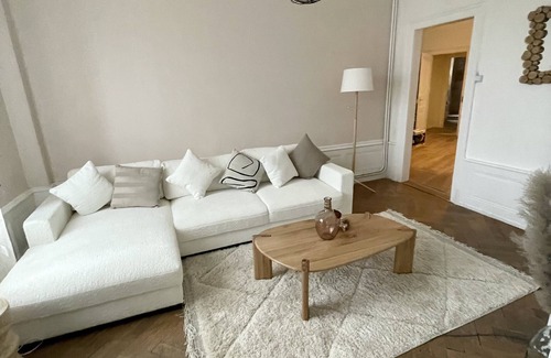Saint Joseph/Mittelharth Apartamento | Proche Centre Ville et Gare Stationnement Gratuit Dans la Rue, Logement de 100m2