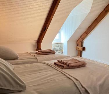 Surville Casa | Proche de la mer gite chez hippolyte
