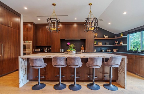 Sherman Oaks Casa | Production and Events only Modern luxury house with pool