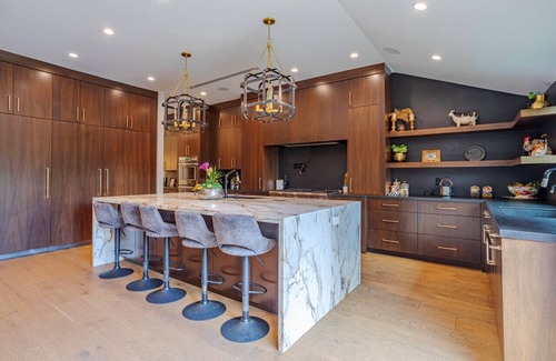 Sherman Oaks Casa | Production and Events only Modern luxury house with pool