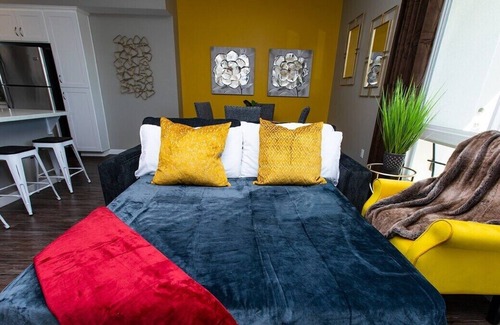 Linda Vista Apartamento | Professional - King Bed - Pets - Near Hospitals