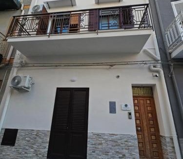 Cinisi Casa | Profumi di Sicilia