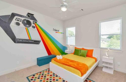 Riverside Terrace Casa | Prolific Chic Getaway Ft Style Comfort Location