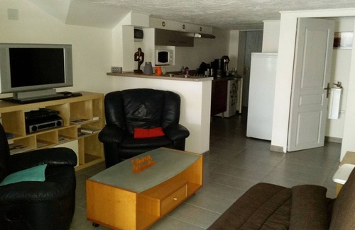 La Couronne Casa | PROMO JULIO AGOSTO GD T2 HERMOSA PISCINA - EN LA PLAYA - 55M2 EN CALMA