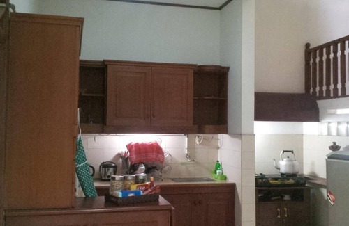 Cimahi Casa | Casa completa Sarimadu99 (Casa completa, Desayuno, Wifi, Gazebo)