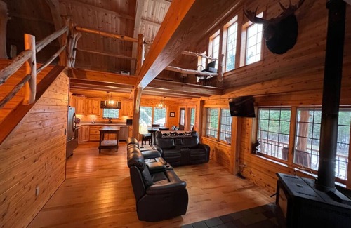 Greenville Cabina | Prong Pond Cabin at Moosehead