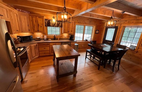 Greenville Cabina | Prong Pond Cabin at Moosehead