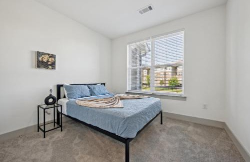 Farragut Apartamento | Properties By Preston I 2bd2bth Beauty I Parking