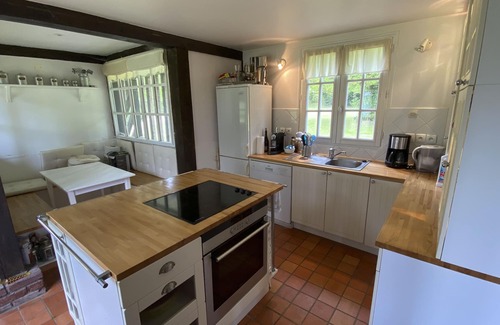 Le Mesnil-sur-Blangy Casa | Property 20km from Deauville: 2 holiday homes, a leisure room