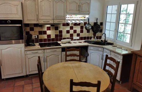 Salernes Casa | Property ****for 8 people- 1.2 hectares-1 pond