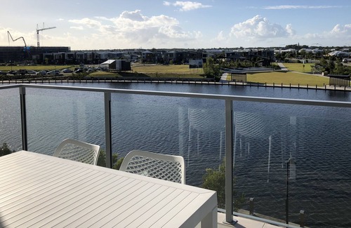 Birtinya Apartamento | Property Vine - Waterline