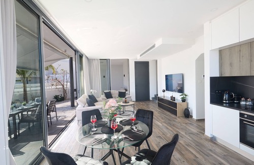 Pernera Cabaña | Protaras Almaria Villa ALM28 - a villa that sleeps 6 guests in 3 bedrooms