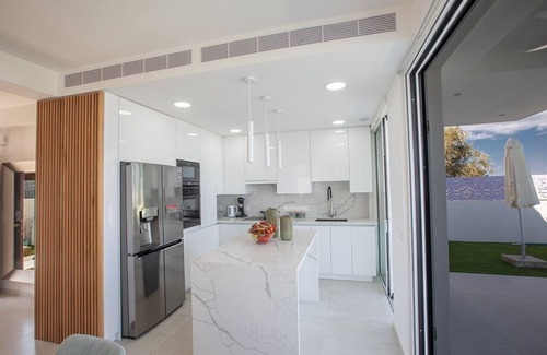 Cape Greko Villa | Protaras Artizan Villa AR5 - a villa that sleeps 7 guests in 3 bedrooms