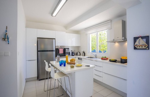 Pernera Villa | PRSB4 Sirina Pearl Sea Front Villa