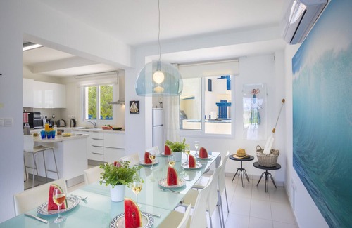 Pernera Villa | PRSB4 Sirina Pearl Sea Front Villa