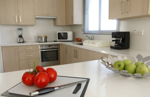 Pernera Villa | PD25 Chateau Blanc - Tres Habitaciones Villa, Capacidad 6